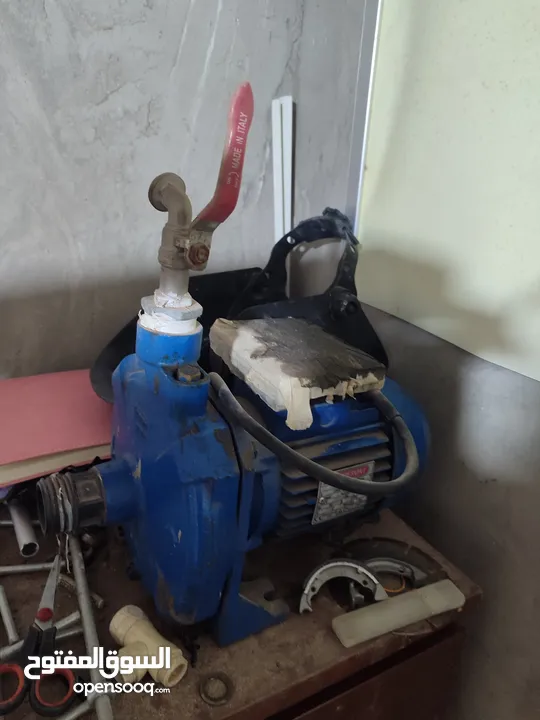 عدة للبيع بحاله ممتازه شبه جديده