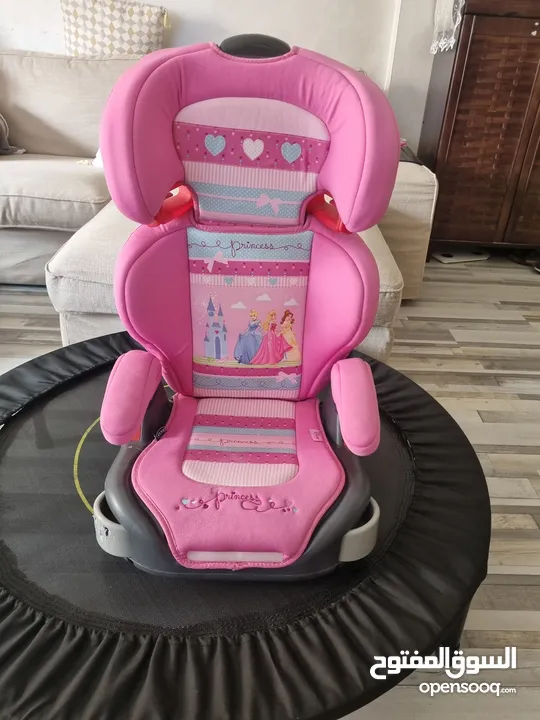 كرسي للسيارة للاطفال ماركة ديزني