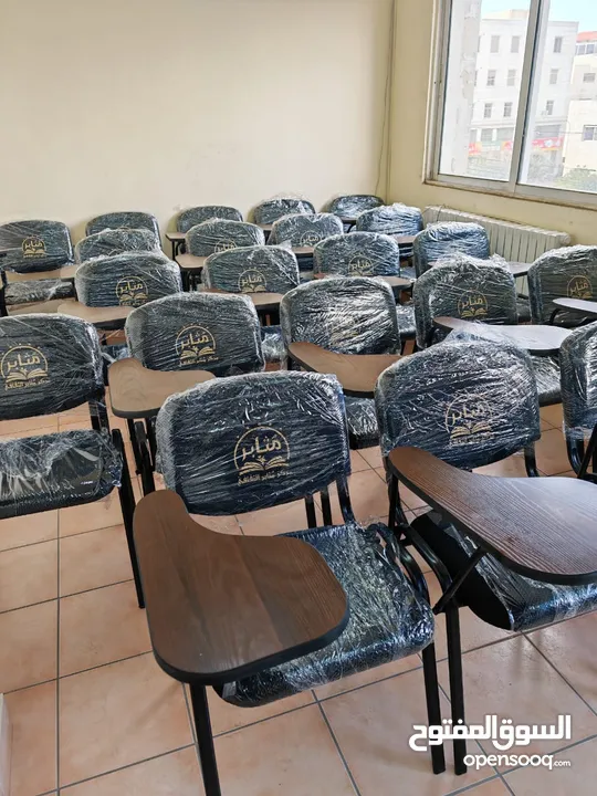 تفصيل كراسي محاضرات مع ركاية ودروج مدرسية. طاولات تركية
