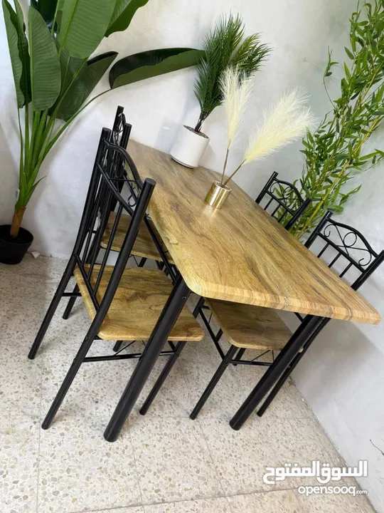 طاوله سفره مع اربع كرراسي