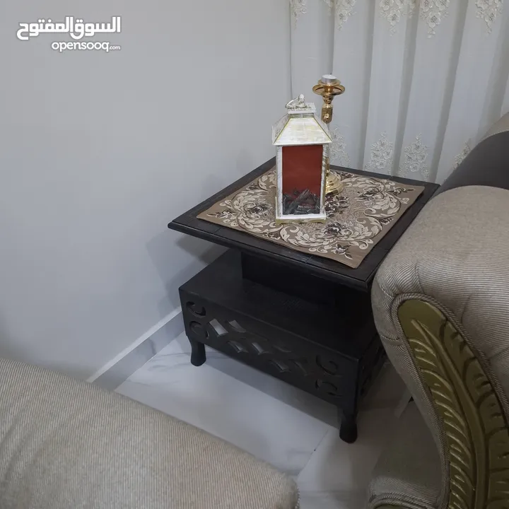 طقم طربيزات 3 قطع خشب ثقيل ومكيف جامبو للبيع