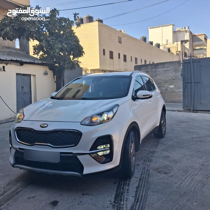 سبورتاج موديل 2020 ماطور 2000 ديزل تيربو 4×4 فل اضافات ما عدا فتحة.