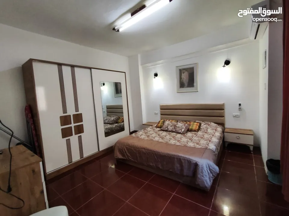 استديو مفروش للإيجار في عين مصباح قرب وسط البلد 2200 شيقل