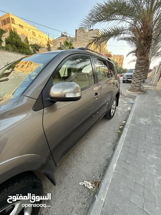 تويوتا راف فور 2013