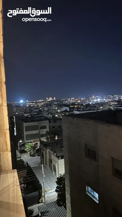 روف طابق ثالث بناء جديد مساحة 100م داخلي 100م خارجي