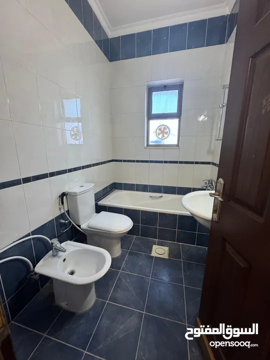 شقة طابقية مميزة للبيع في دير غبار / خلف Centro Mada Amman طريق المطار .
