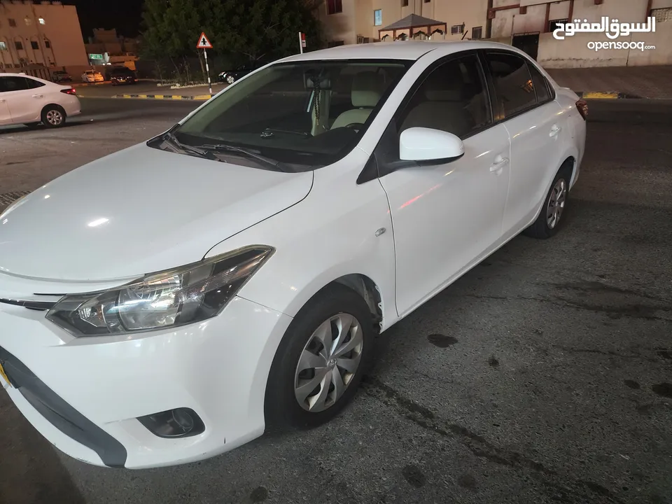 Toyota yaris 2016