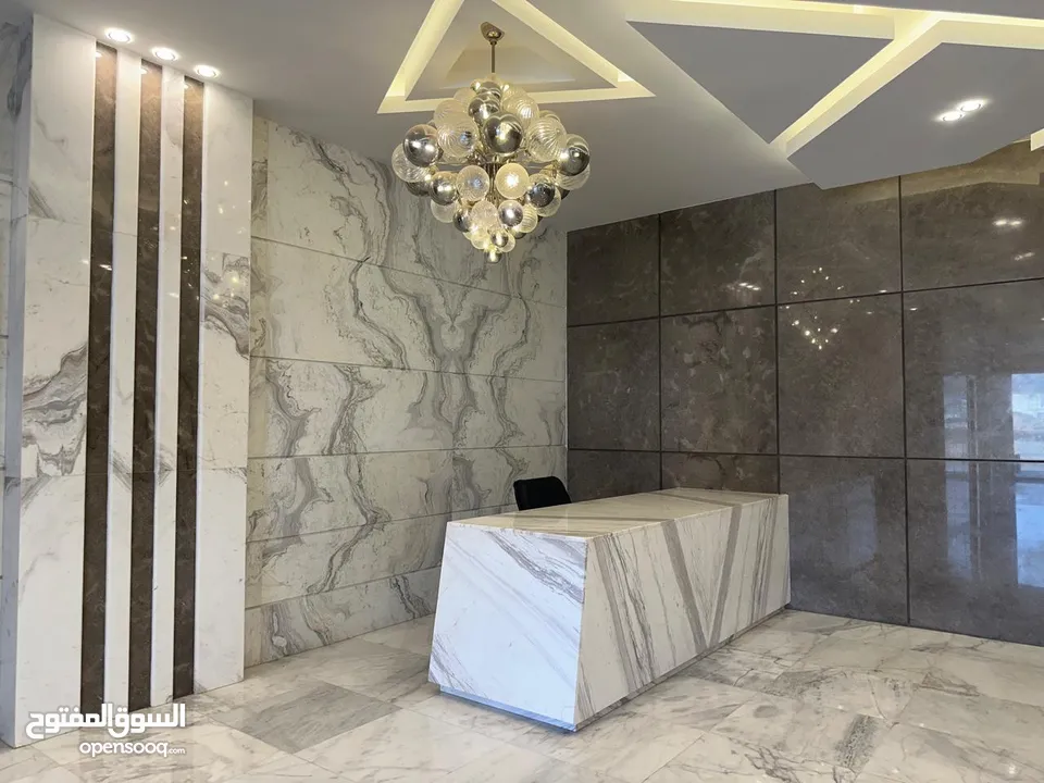 Modern Showrooms For Rent in Misfah (REF: MU062402MI)