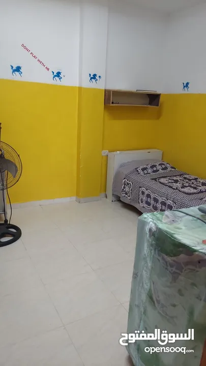 شقة للإيجار – طابق أرضي بمدخل خاص وموقف سيارة