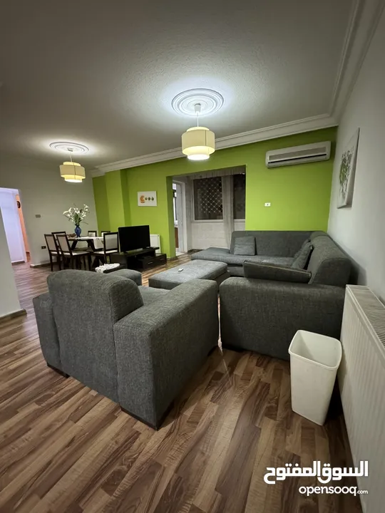 شقة مفروشة 3 غرف نوم للايجار من المالك في افضل مناطق الدوار السابع / منطقة سكنية هادئة