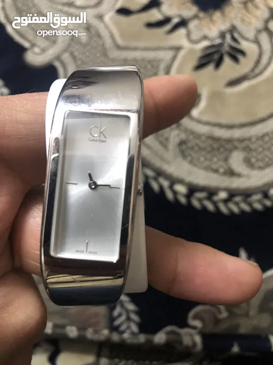 ساعات واكسسورات