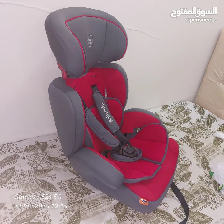 Used baby car seat ( Baby Auto)