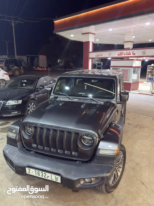 جيب رانجلر روبيكون صحارى