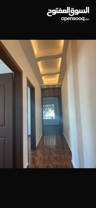 شقه طابق ارضي للبيع البنيات خلف جامعة البترا