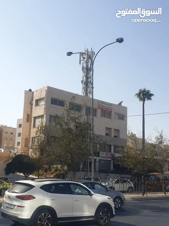 عمارة مع ارض للبيع في الجندويل