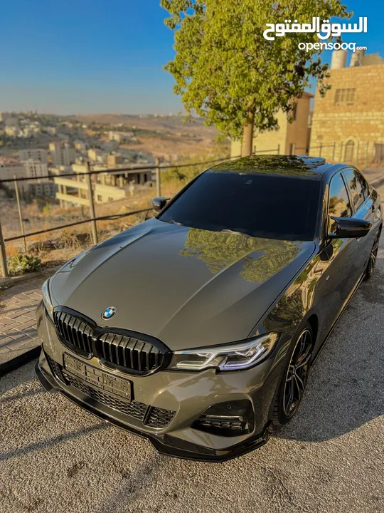 Bmw 330i   20/19