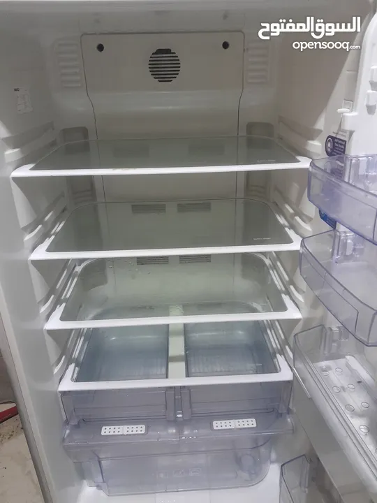 ثلاجه للبيع نوع بيكو سعة كبيره الثلاجه وتبريد ممتازة بسعر مميز ...