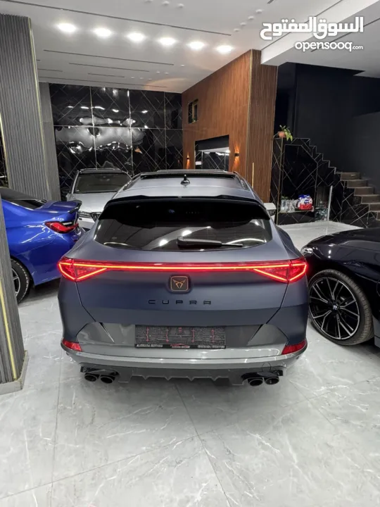 كوبرا فورمنتو 2022 4/4 310 حصان ولا غرام بويه عداد قليل جداً و اصلي البيع كاش او نص نص والبدل وارد