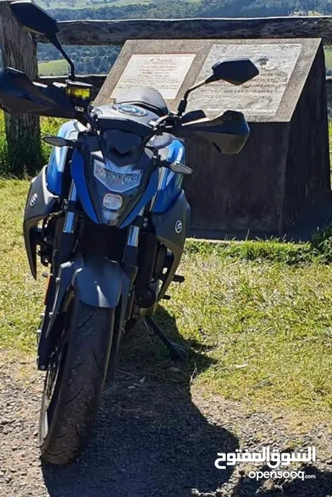 دراجه سي اف موتو  NK650cc بحالة الجديدة استعمال خفيف جدا موديل 2021