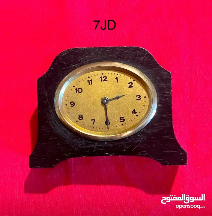 ساعات منبهه قديمة. خصم 20٪؜ على الاسعار الموجودة على الصور والتفاصيل في الوصف.