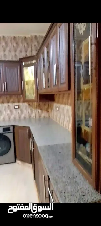 بيت مستقل للبيع