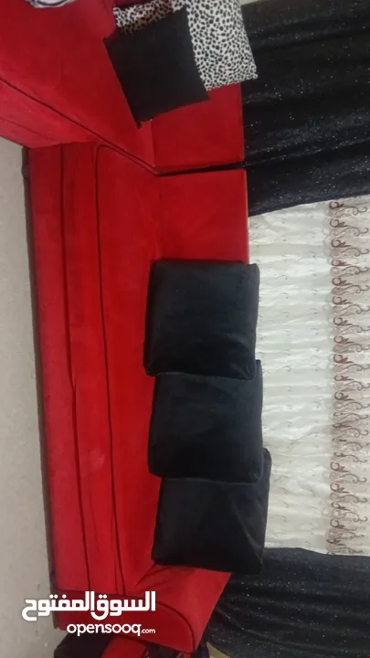 طقم كنب للبيع مستعمل بحاله جيده وسبب البيع للتغيير
