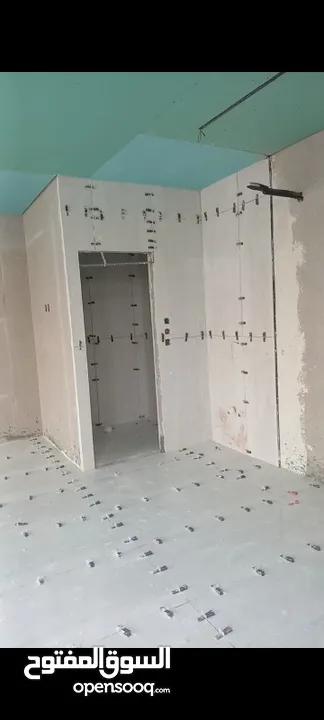 معلم بلاط بي الطائف