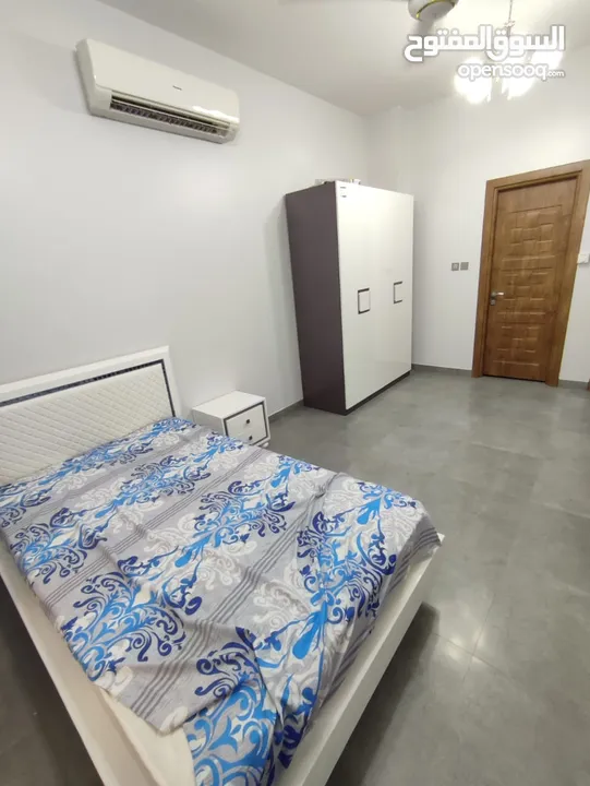 6 Bedrooms Villa for Rent in Ghubra REF 983R
