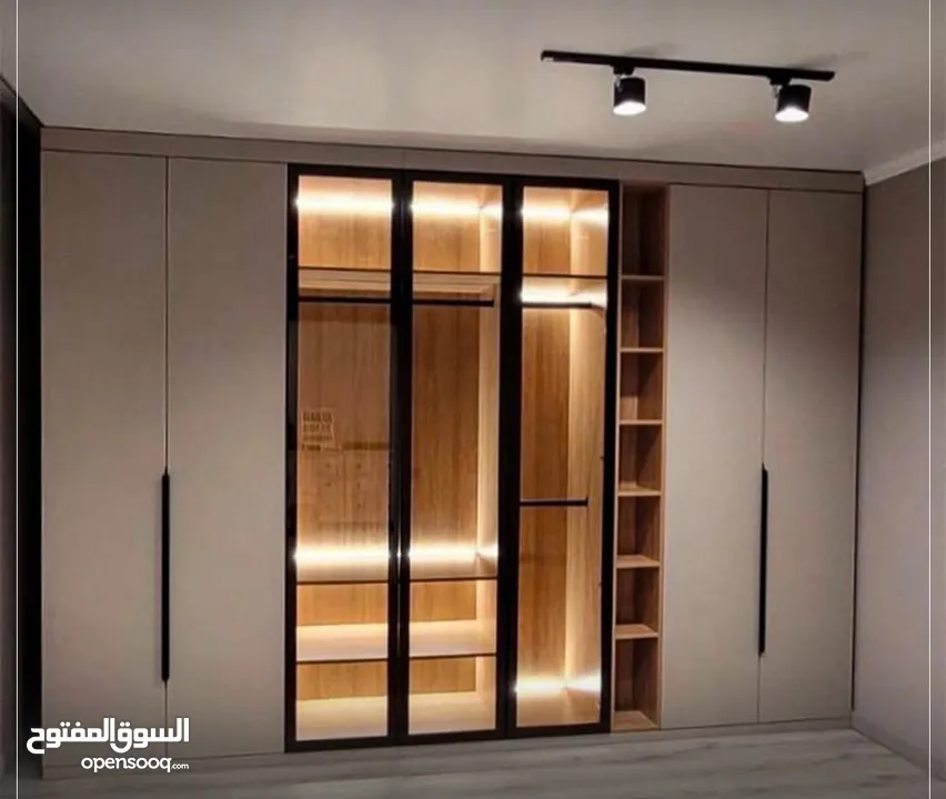 خزائن جامبو واجهات زجاج واضاء