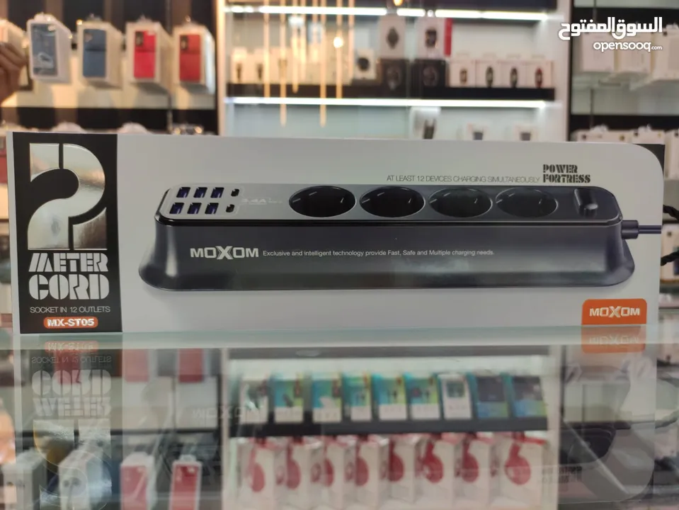 Moxom MX-ST05 PD Super Fast Charging Socket 12 in 1 /// مكسوم شاحن متعدد المداخل 12*1