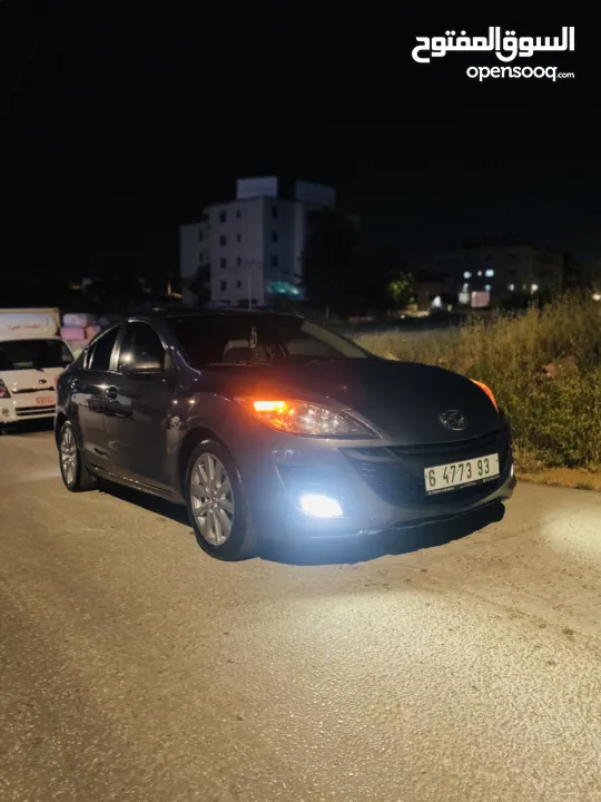 مازدا 3 موديل 2011