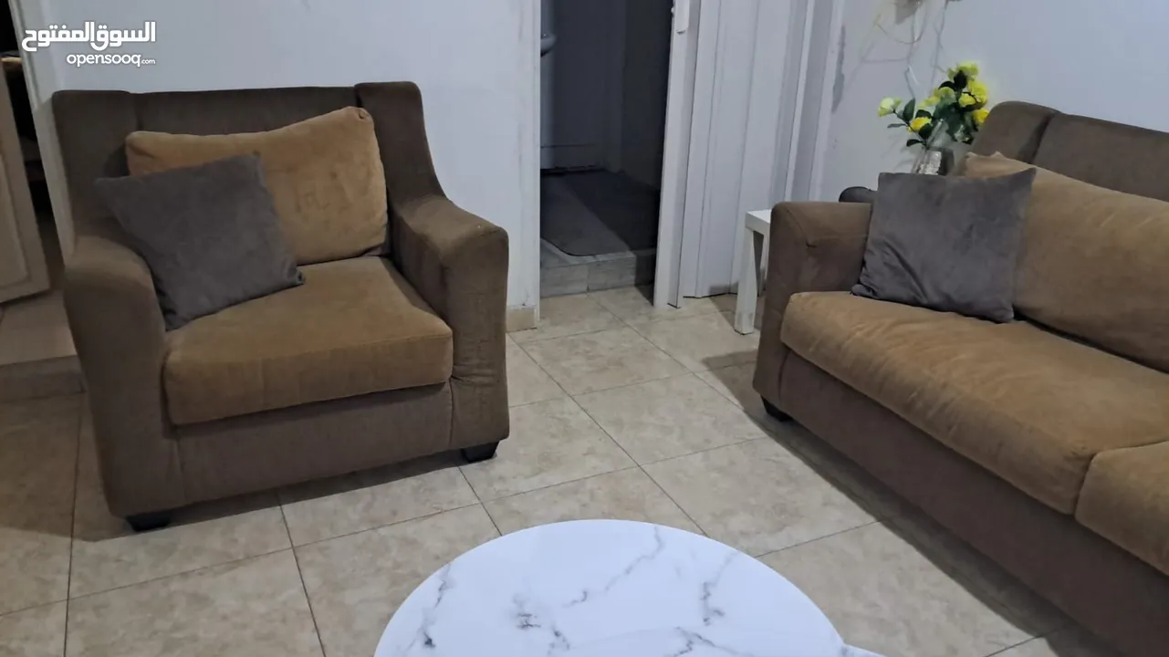 طقم كنب فاخر للبيع
