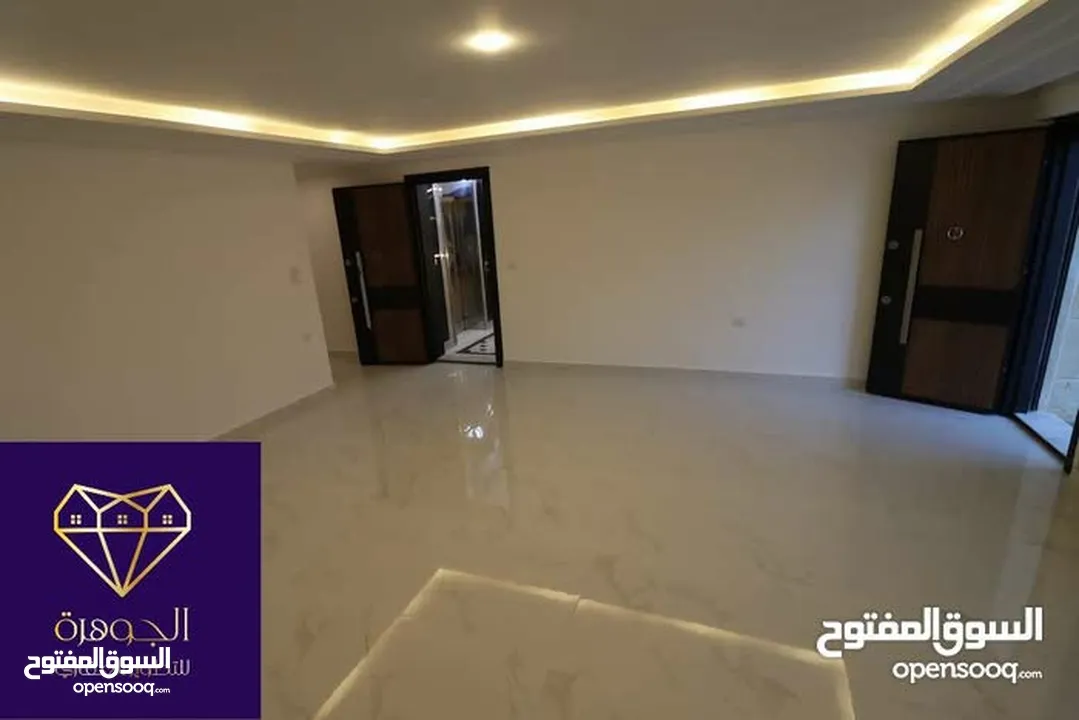 شقة طابق اول فخمه ومميزة لم تسكن لقطه وبسعر مغري جداااا يا بلاش عرض خاص ع اخر شقة أرقى مناطق خلدا