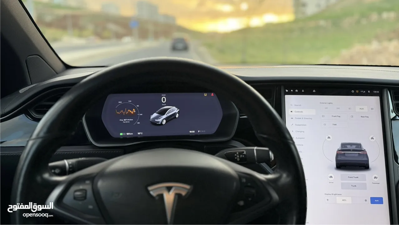TESLA MODEL X 75D 2018  (تيسلا اكس كرت داخل الوكالة)