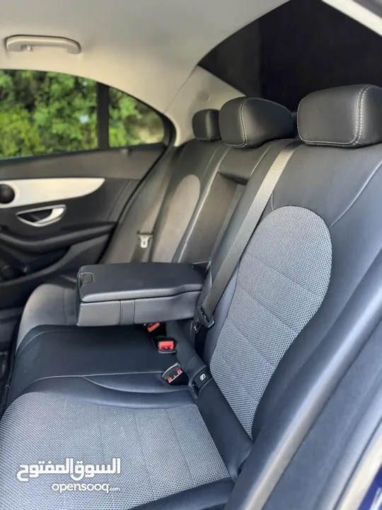 C200 (AMG) 2020 low millage