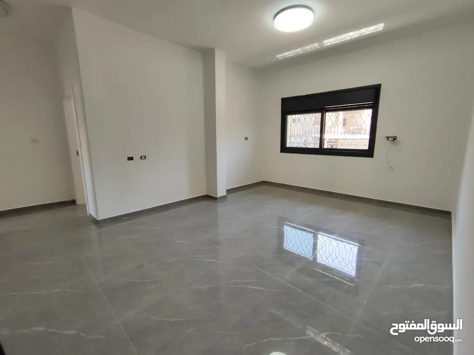 شقة للإيجار في الرام – أول نزلة الكسّارات قرب سوبرماركت السلايمة