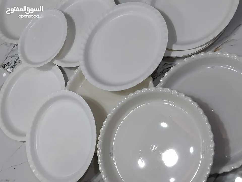 صواني بحال الجديد عدد 30 للبيع قابل للتفاوض