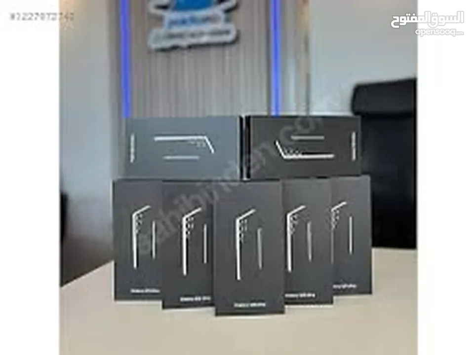 جلاكسي S25 Ultra جديد كفالة الوكيل الرسمي جميع الالوان افضل سعر بالمملكة يوجد خدمة توصيل