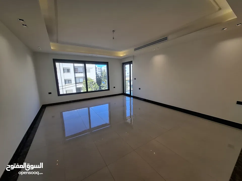 شقة غير مفروشة للبيع ( Property ID : 41320 )