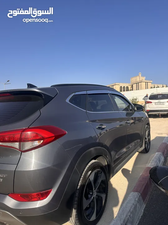 توسان هونداي