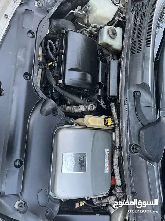 Toyota prius 2005  وارد امريكي مالك وحيد من 2010