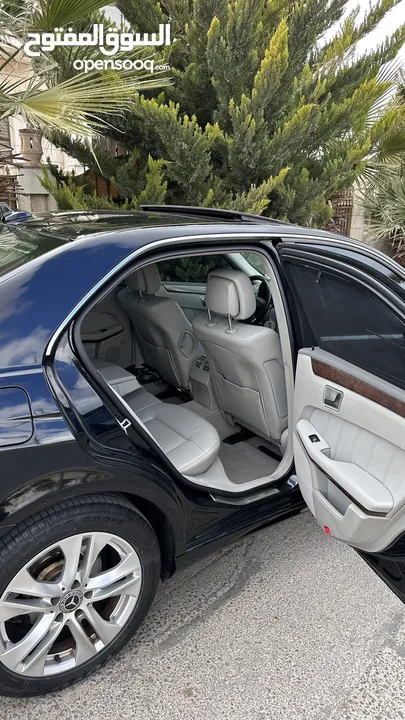 للبيع مرسيدس 2013 وارد توفيق غرغور Mercedes-Benz E200 2013