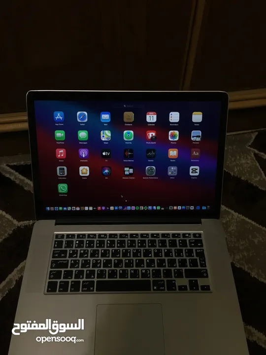 Macbook pro 2014 15inch i7 2.5 ghz اكثييييييير قوي ك معالج و البطاريه بتقعد على الاقل ساعتين