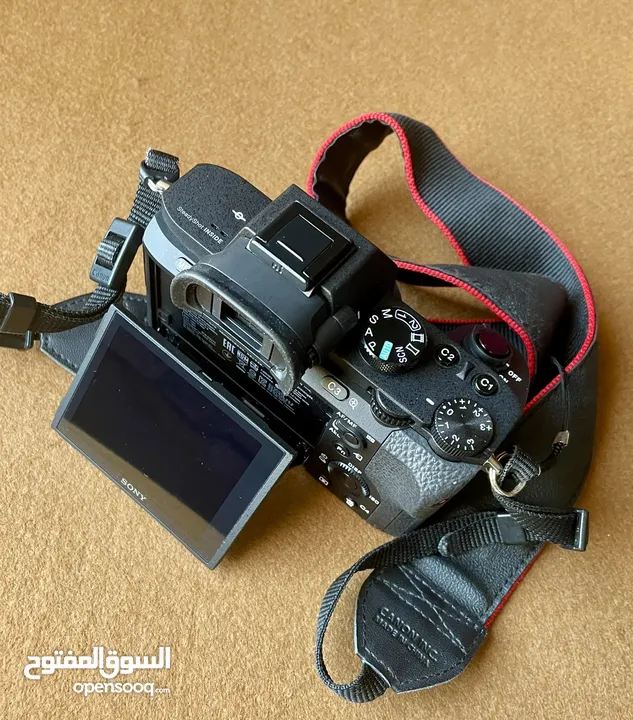 SONY a7ii full frame 24 mgpixl /MirrorlessDSLR /Just like new  /  lence SONY FE 3.5- 5.6 oss  28-70