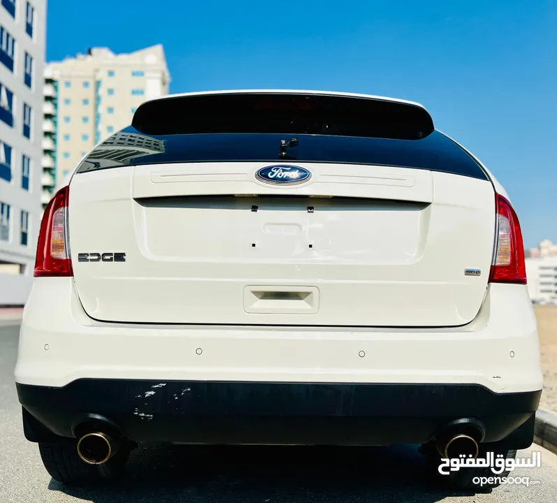 A Clean And Well Maintained FORD EDGE 2013 White GCC