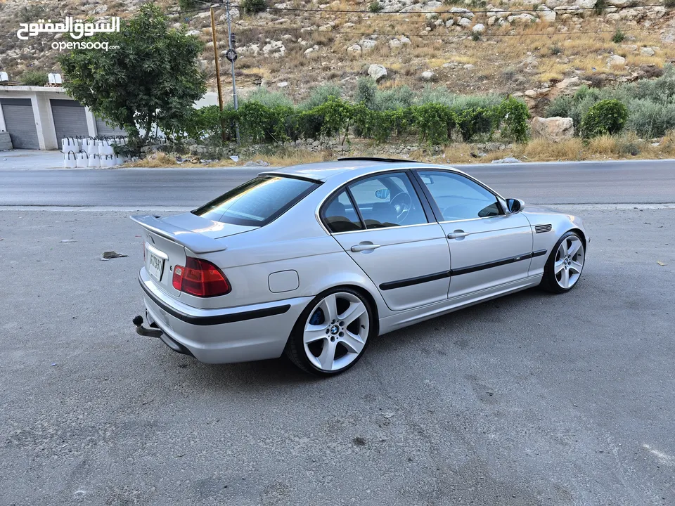 Bmw325 حشوة 330 معدلة كلها السيارة