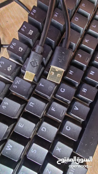 كيبورد ميكانيكي ازرار زرقاء mechanical keyboard blue switches