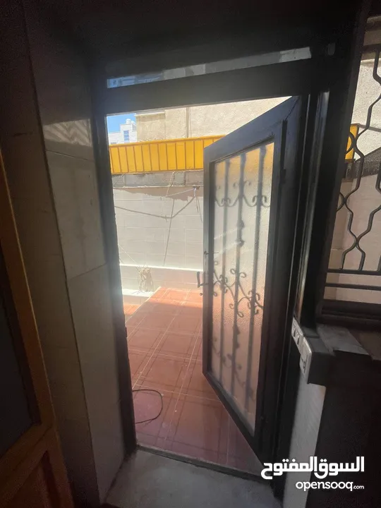 شقة للبيع خلف مستشفى الراهبات الوردية بسعر لقطة وحرق