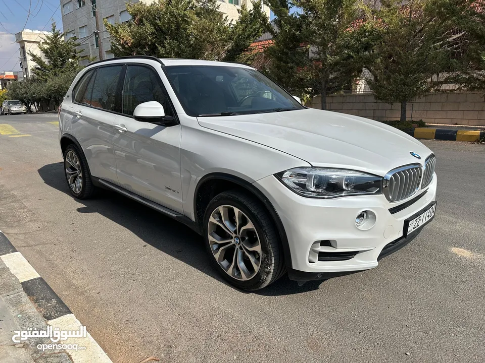 BMW X5 Plug-in Hybrid 2017 فحص كامل (وارد الوكالة) مع شاحن 7 كيلو واط الاصلي