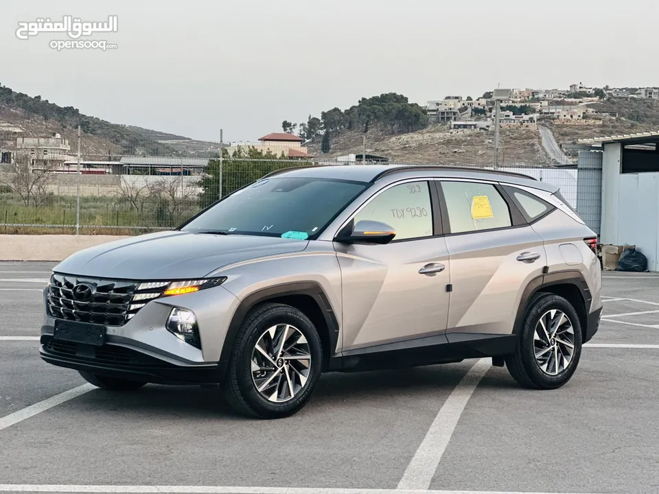 هونداي توسان 2022 فل بدون فتحة سقف  2x4 ///240Hp بنزين + كهرباء  ( Haybrid) 1600cc